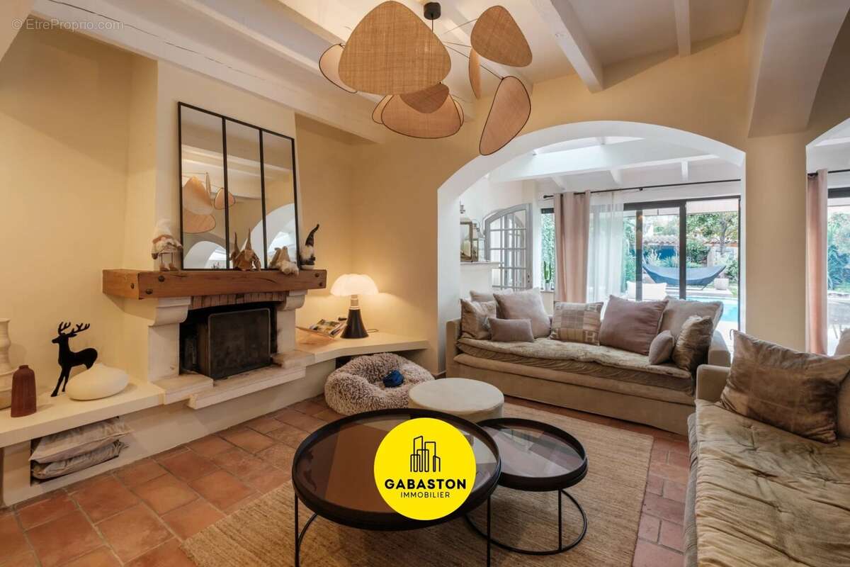 Maison à MARSEILLE-9E