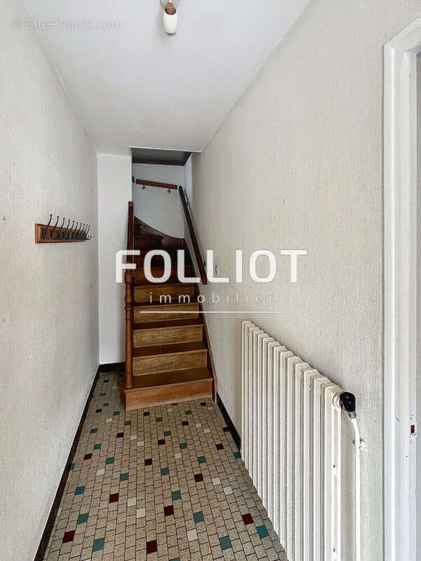 Maison à HEUGUEVILLE-SUR-SIENNE