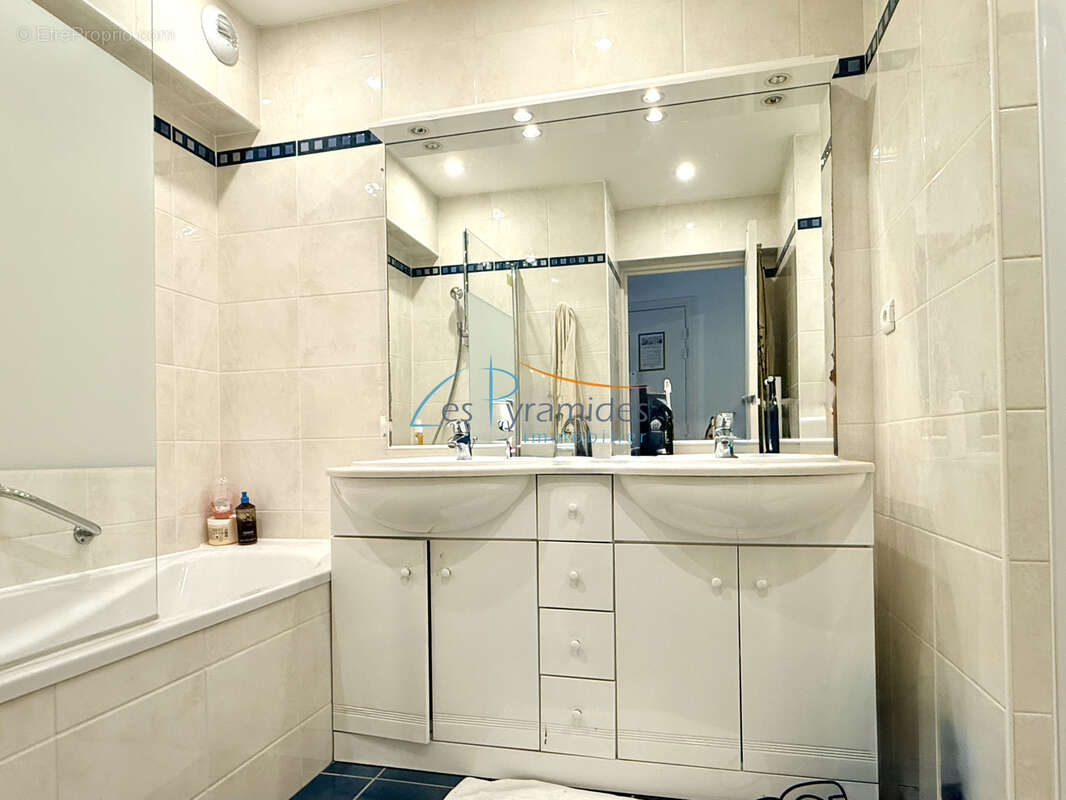 Appartement à LA GRANDE-MOTTE