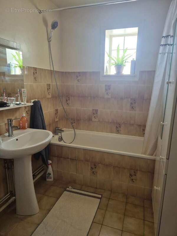 Photo 9 - Appartement à NIORT