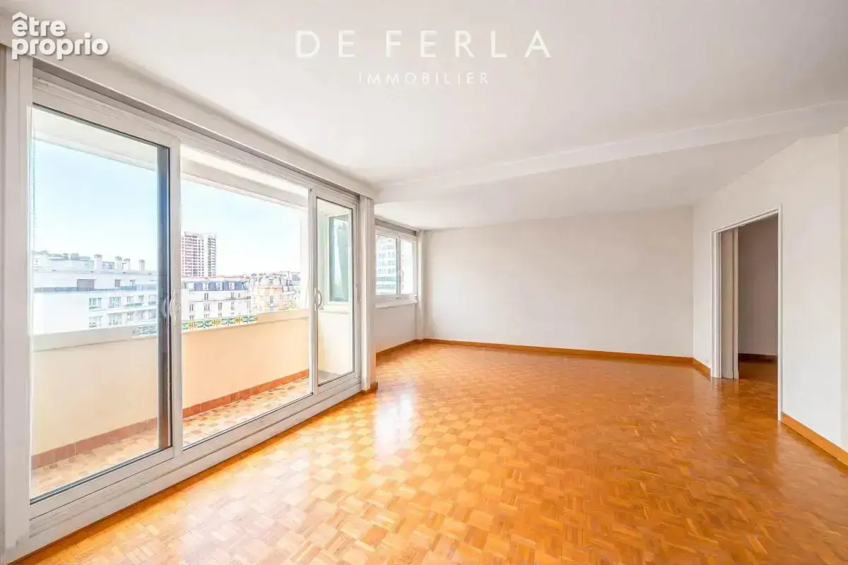 Appartement familial à rénover avec balcon - Paris XV - photo 3