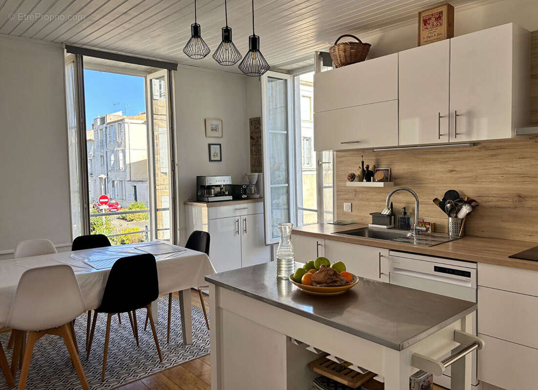 Appartement Rochefort 120 m2 avec terrasse. - photo 4