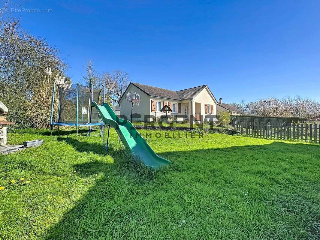 Maison à LA FRANCHEVILLE