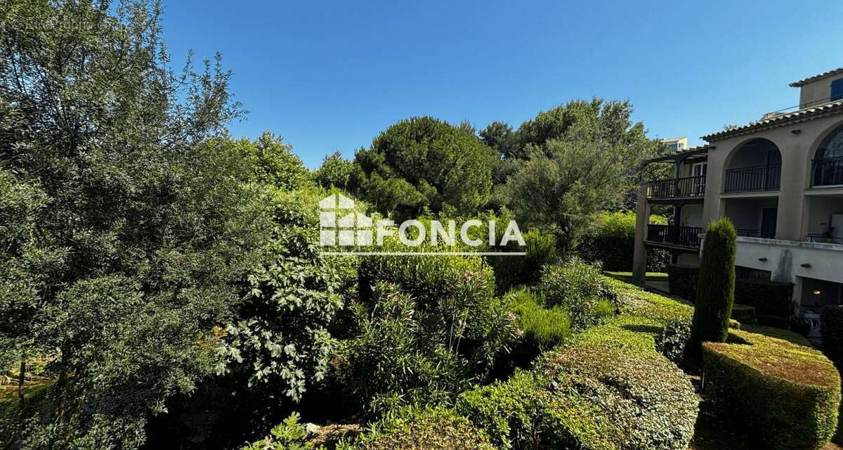 Appartement à SIX-FOURS-LES-PLAGES