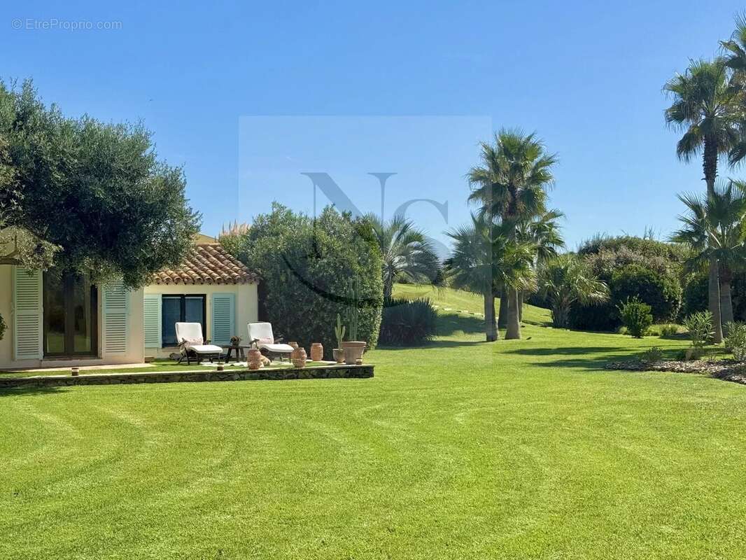 Maison à RAMATUELLE