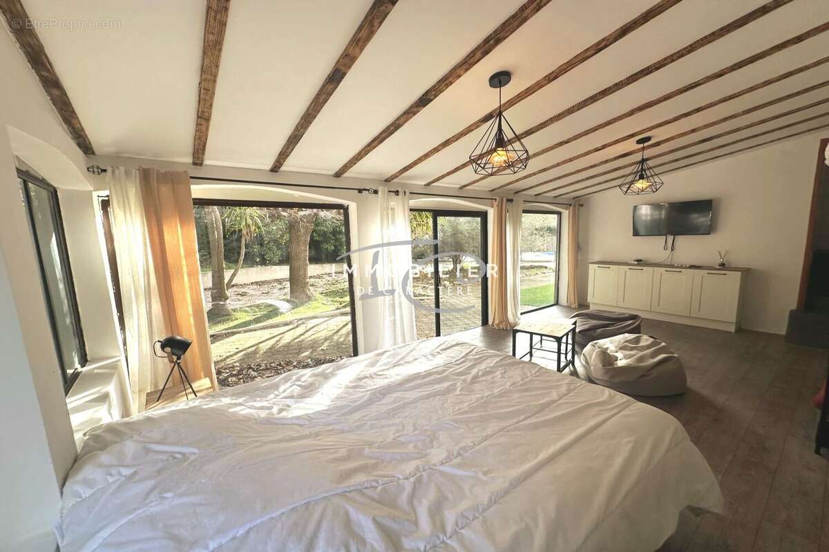 Maison à LA CROIX-VALMER