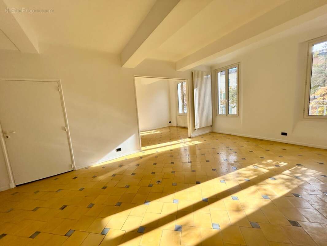Appartement à DRAGUIGNAN