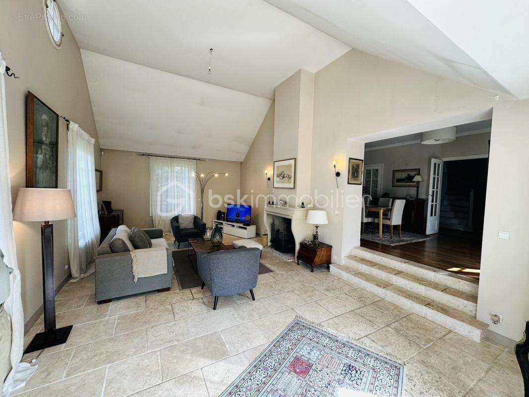 Maison à BOIS-LE-ROI