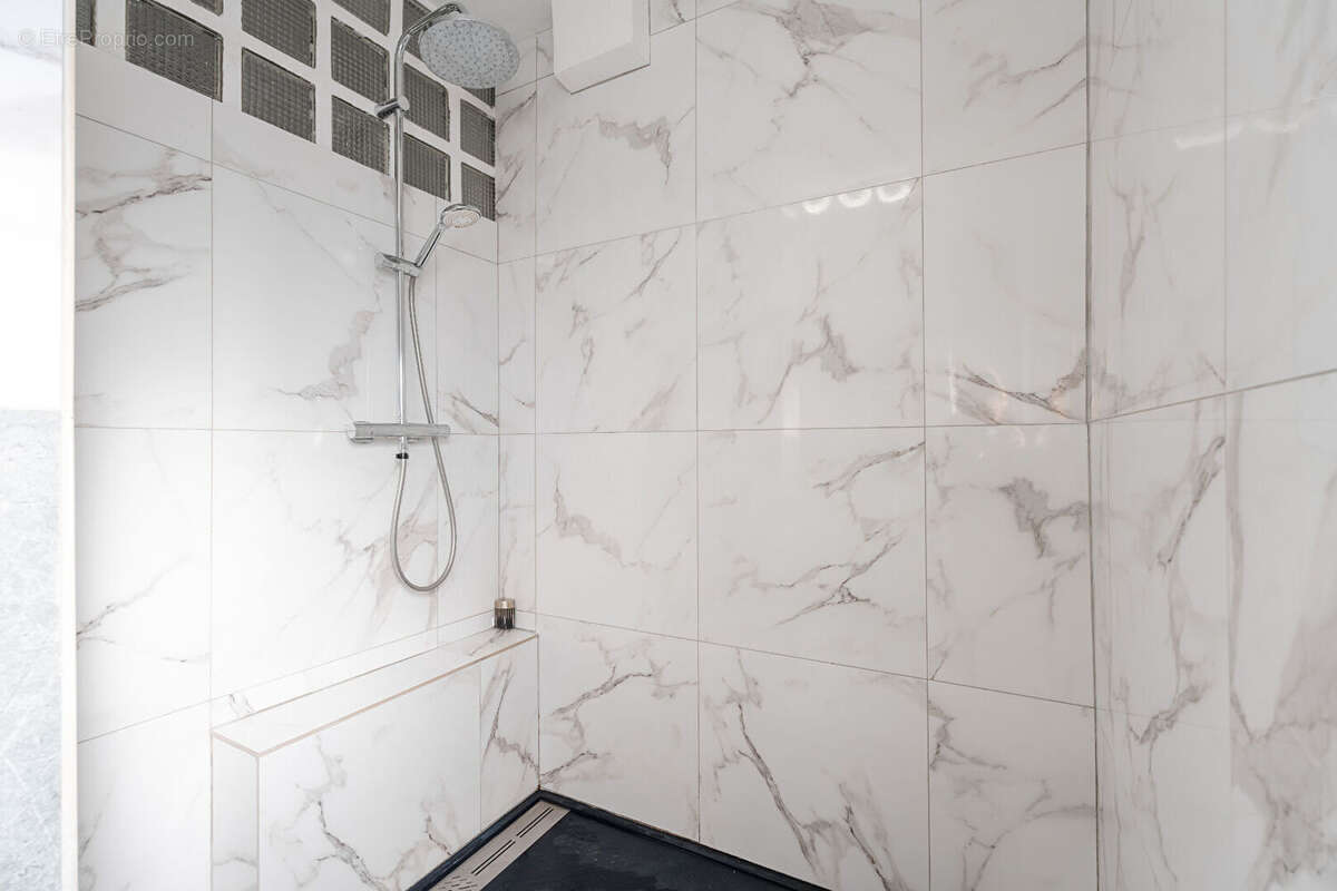 Maison à SIX-FOURS-LES-PLAGES