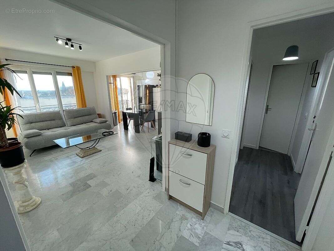 Appartement à NIMES