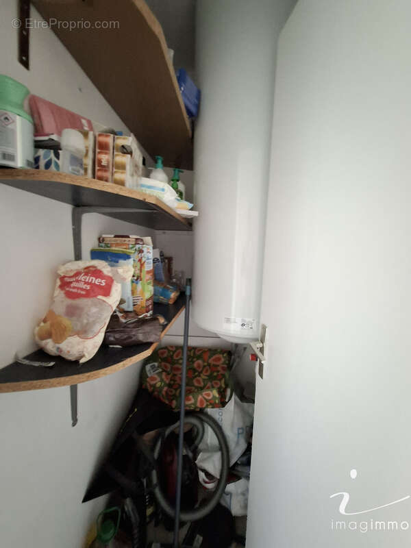 Dans une petite copropriété de 7 lots, découvrez cet appartement T4 de 84 m2 avec une vue exceptionnelle ! - photo 10