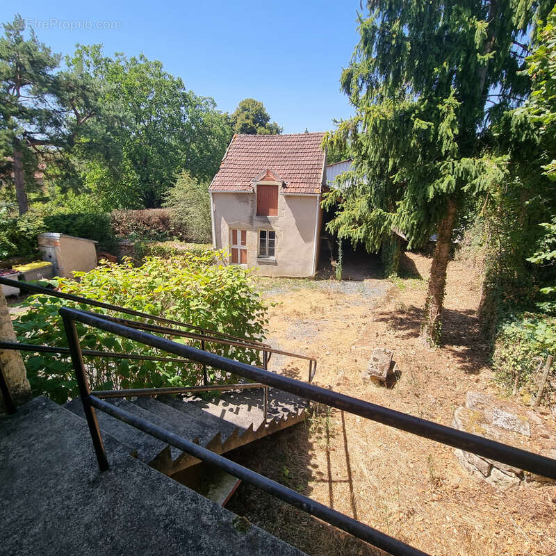 Maison de ville avec commerce ! - photo 2