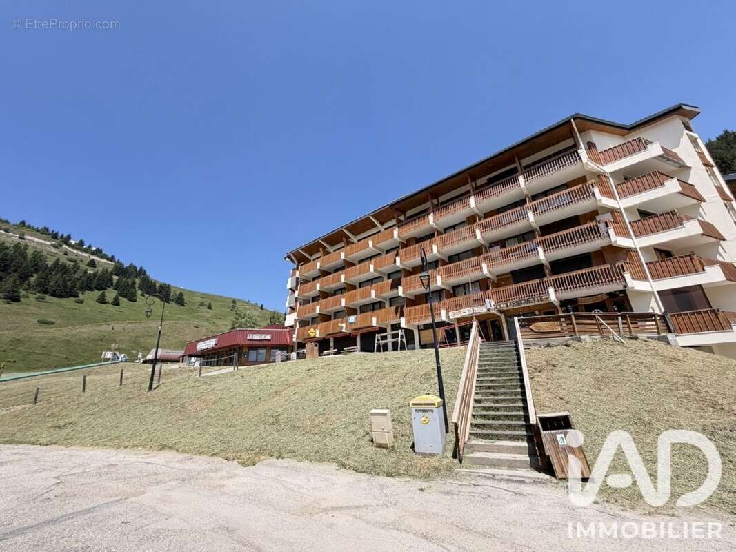 Appartement 68 m² à Auris  - photo 9