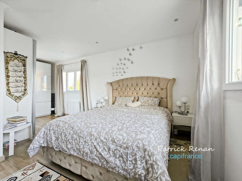 Maison à FONTENAY-LE-FLEURY