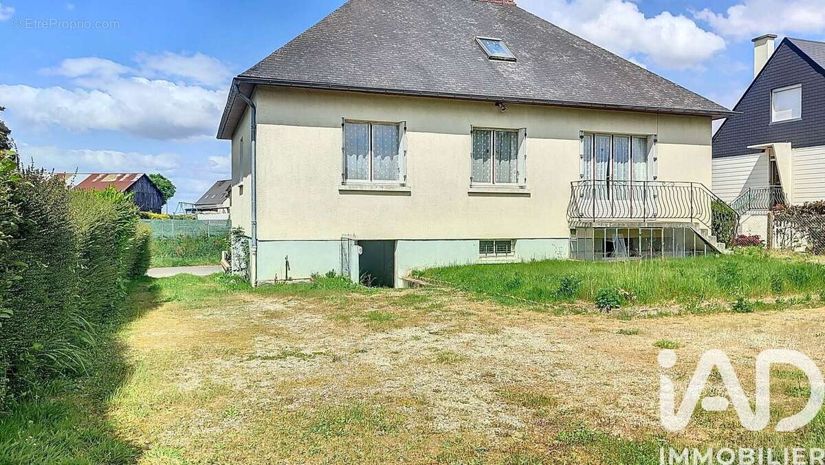 Photo 2 - Maison à PLEINE-FOUGERES
