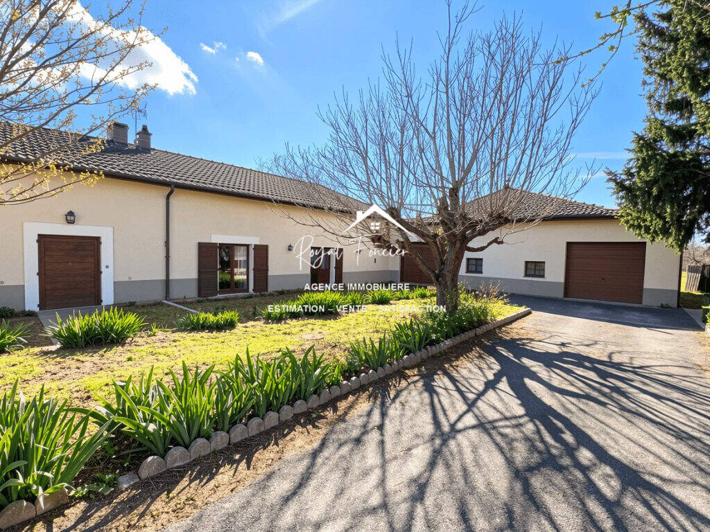 Maison à SAINT-GENEST-D'AMBIERE