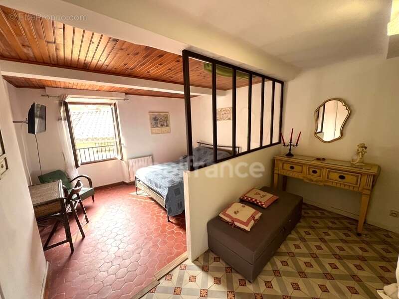 Maison à GREOUX-LES-BAINS