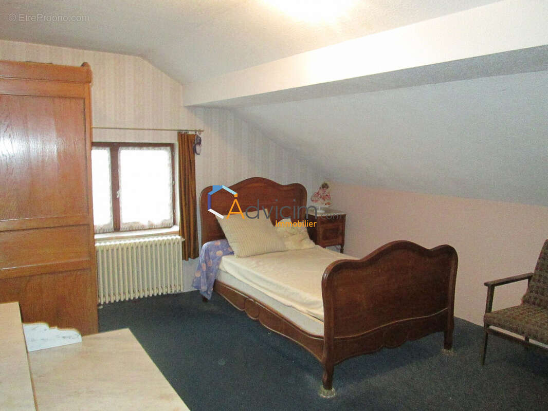 Maison à AMONT-ET-EFFRENEY