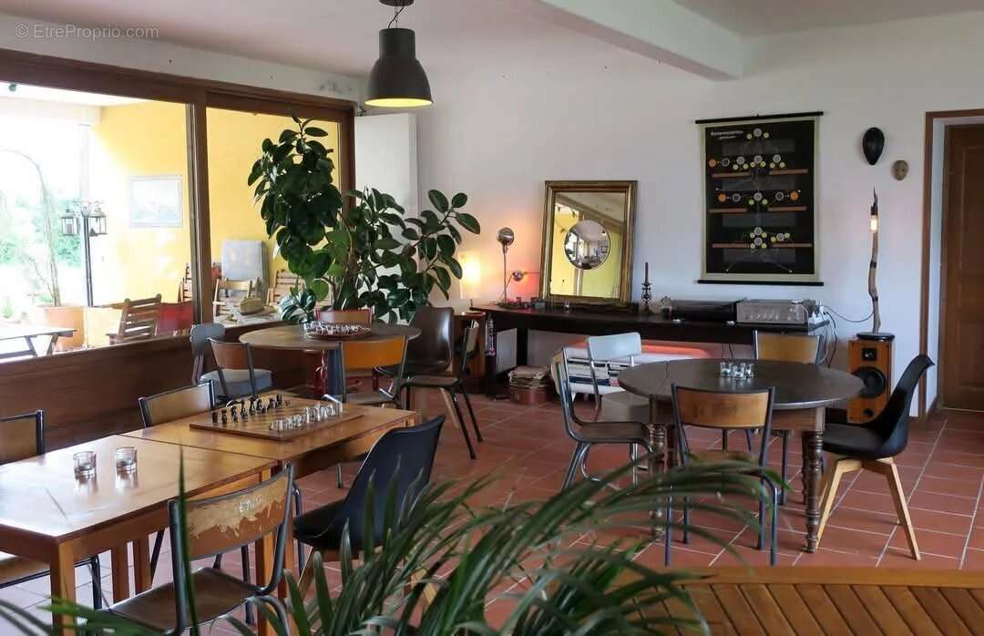 Maison à SAINTE-DODE