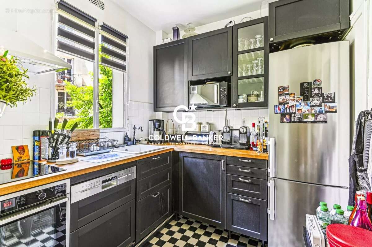 Appartement à NEUILLY-SUR-SEINE