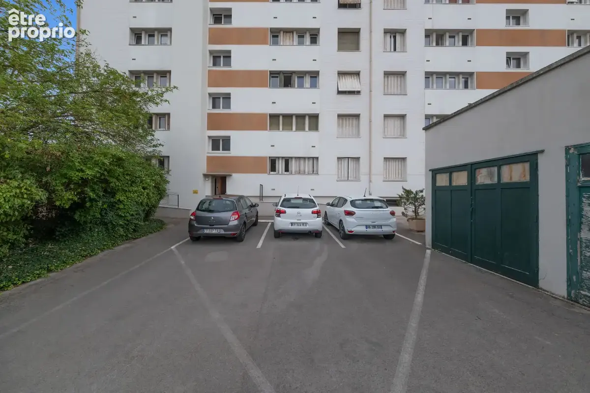 Appartement T3 de 53 m2 82 avenue du Drapeau - photo 16