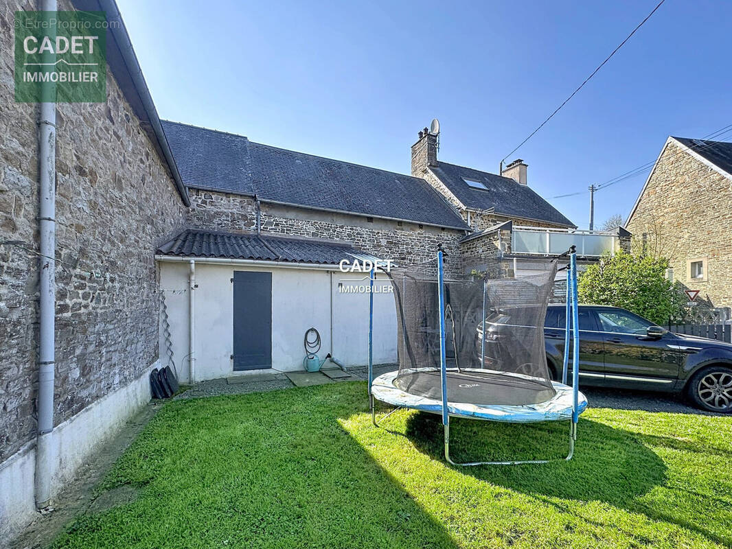 Maison à SAINT-AUBIN-DES-PREAUX