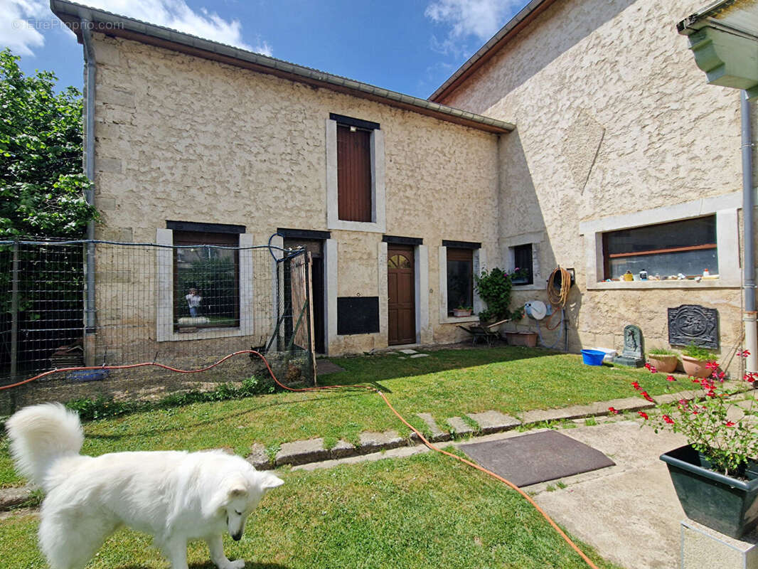 Maison à APREMONT-LA-FORET