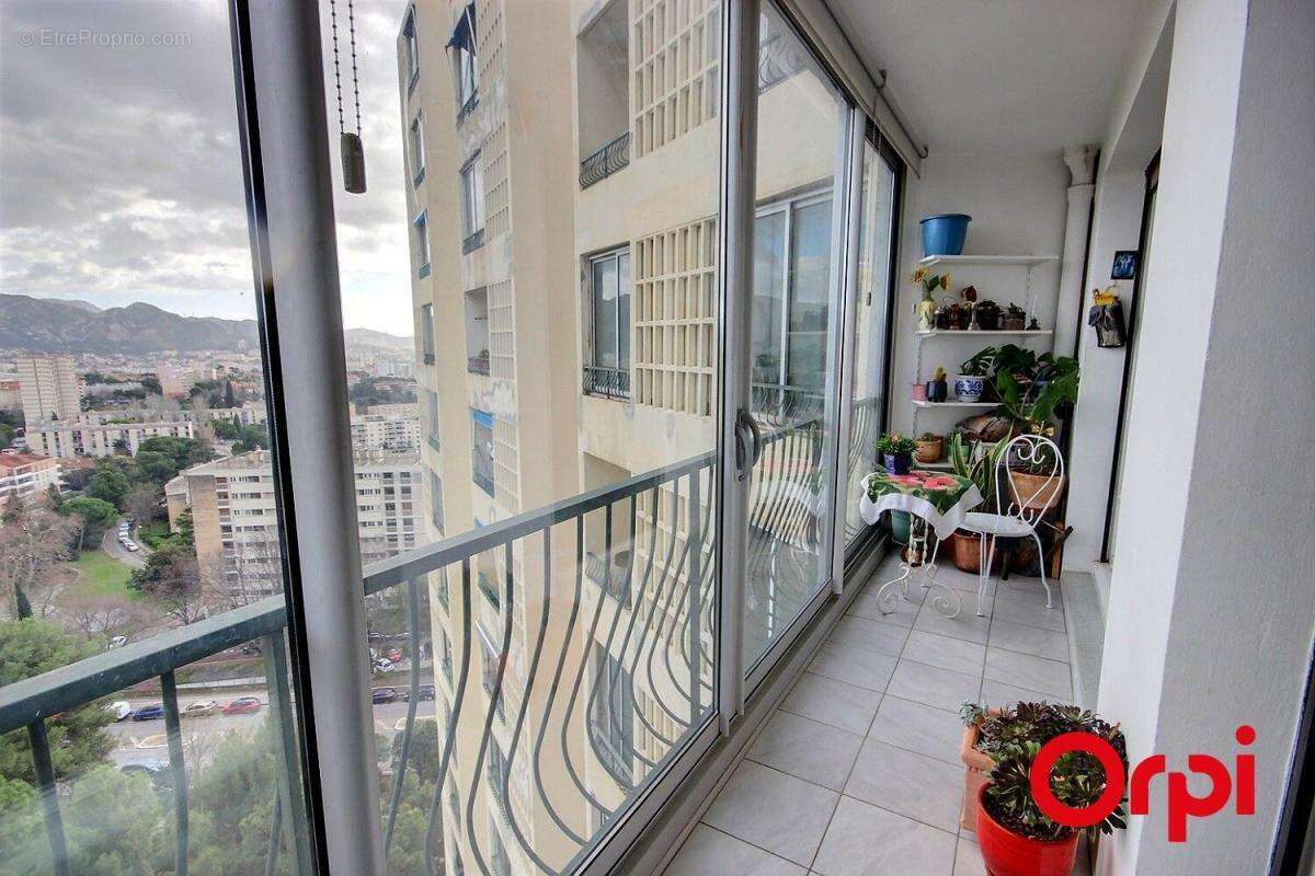 Appartement à MARSEILLE-12E