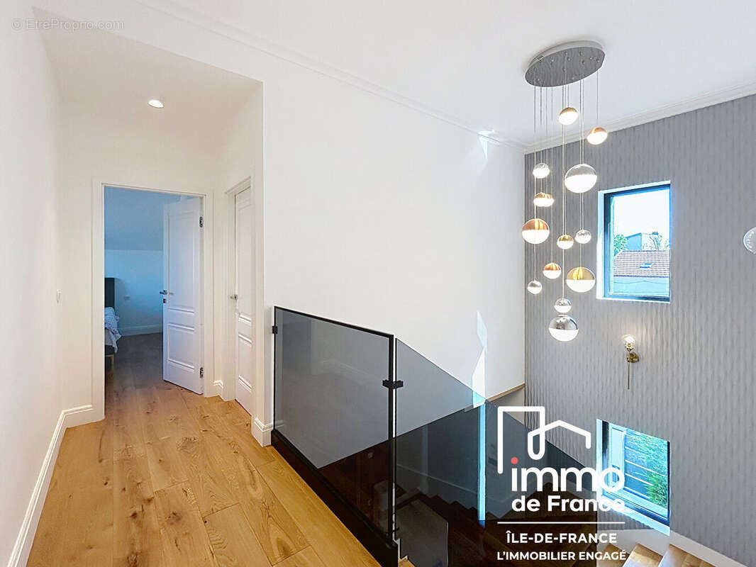 Maison à NEUILLY-PLAISANCE