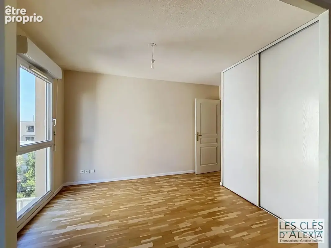 EXCLUSIVITÉ – T4 avec balcon et cave – Villeurbanne - photo 7