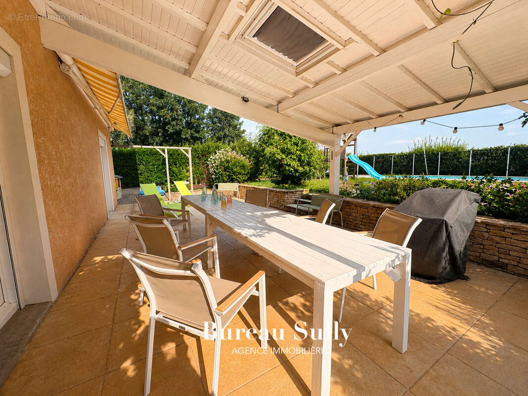 Jassans Riottier 01480 Maison 145 m2  4 chambres terrain 850 m2  piscine, garage, carport. - photo 21