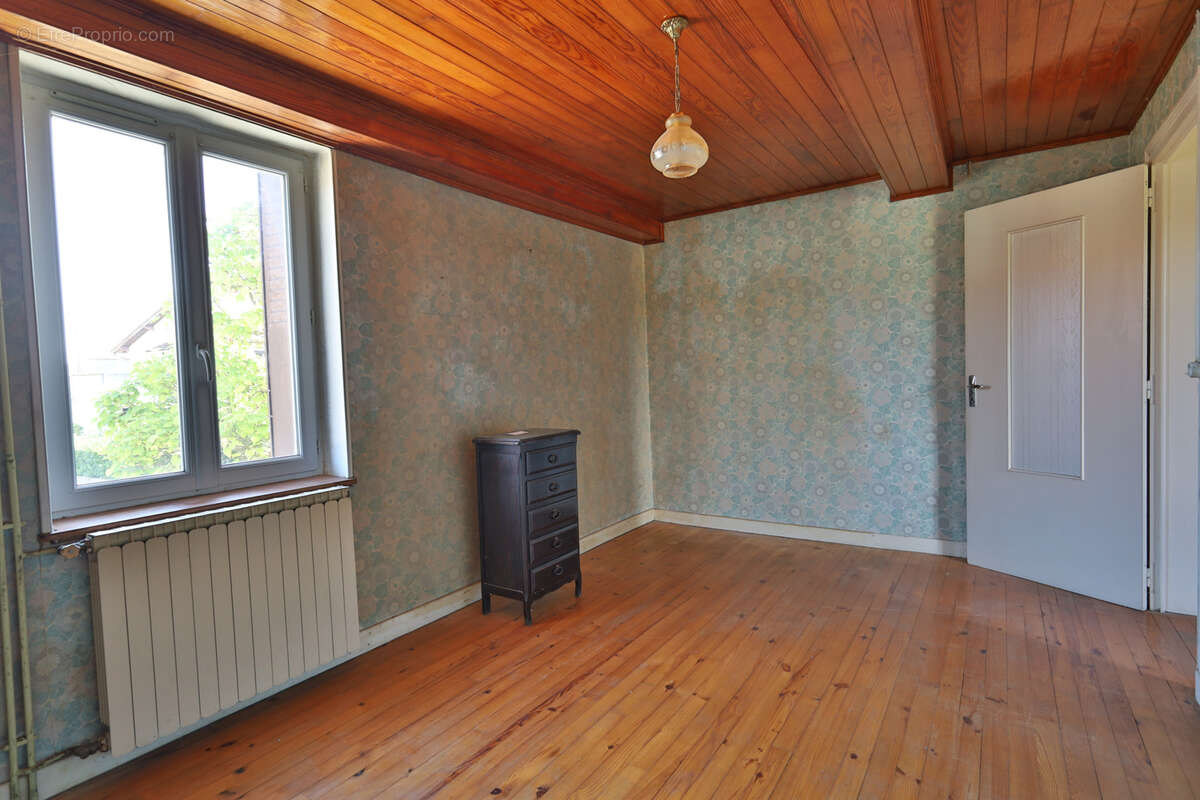 Maison à BEAUVOIR-DE-MARC