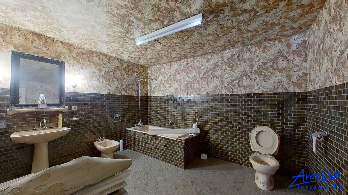 Maison à ERIZE-LA-BRULEE