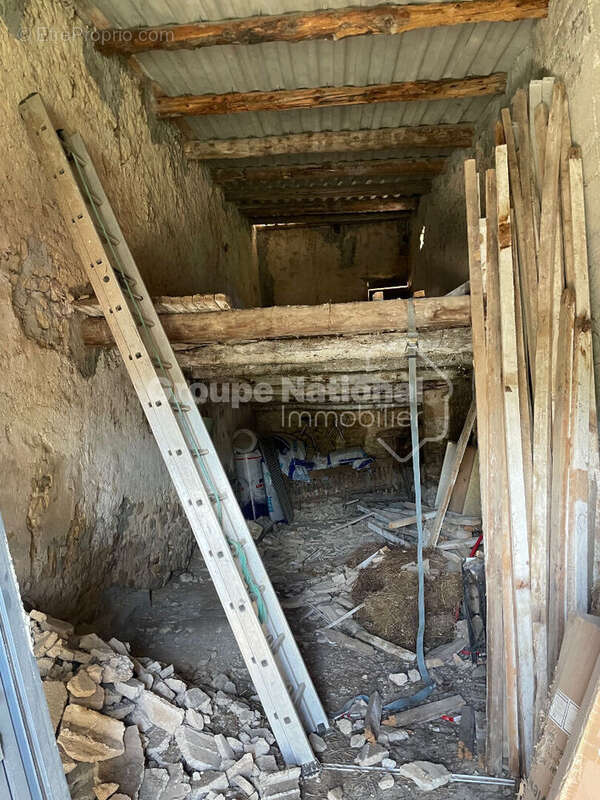 Maison à SAINT-JULIEN