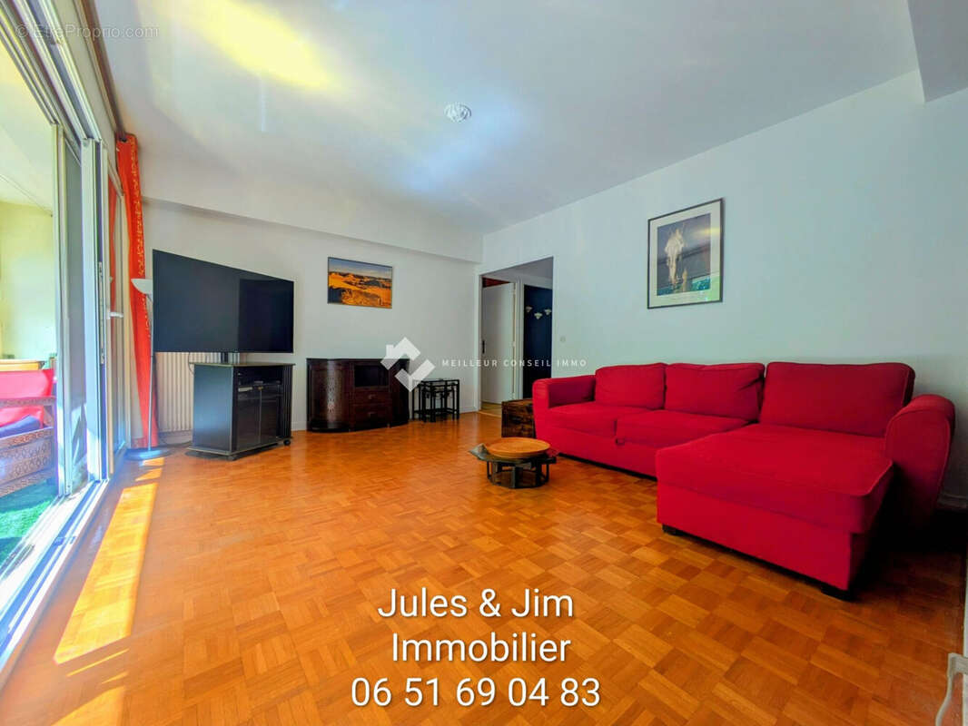 Appartement à MARSEILLE-9E