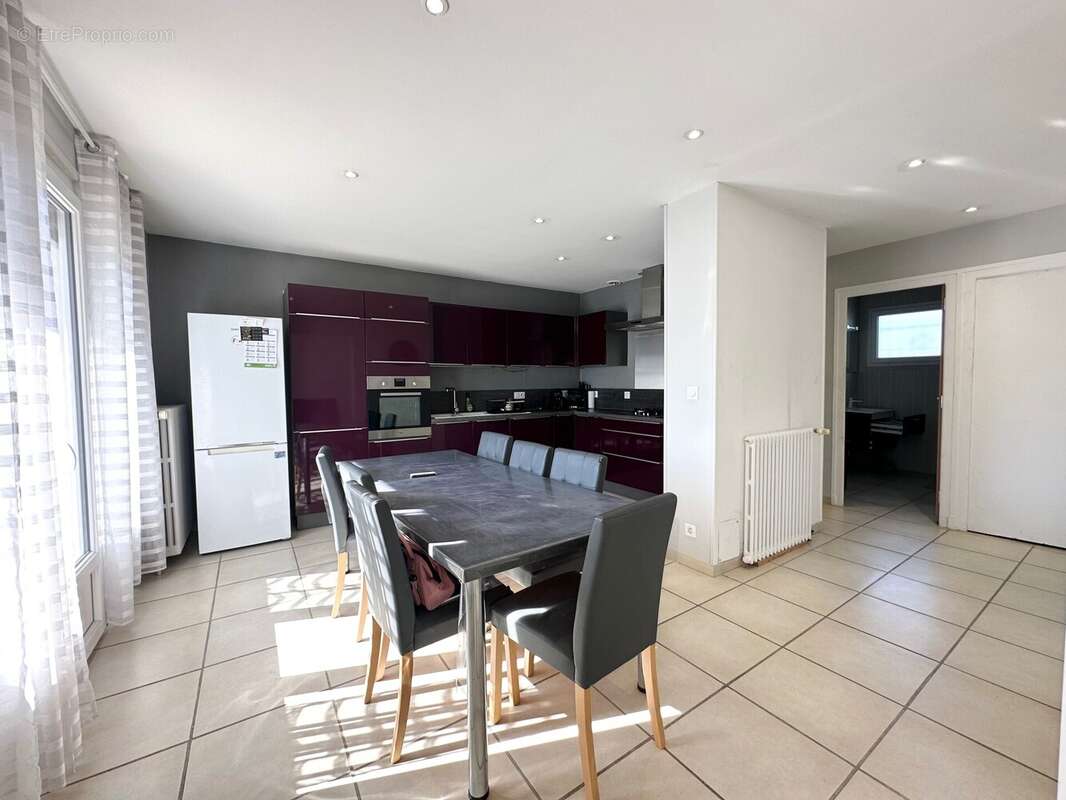 Maison 104 m² à Bereziat  - photo 3