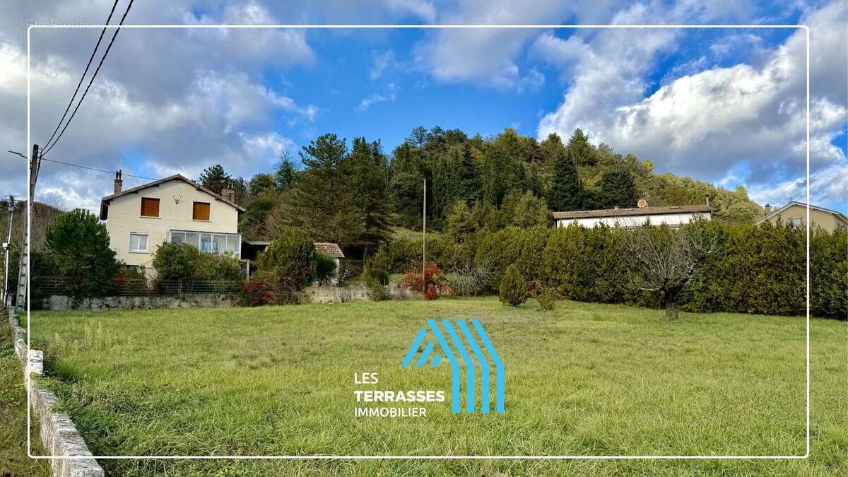 Maison à ROCHEMAURE