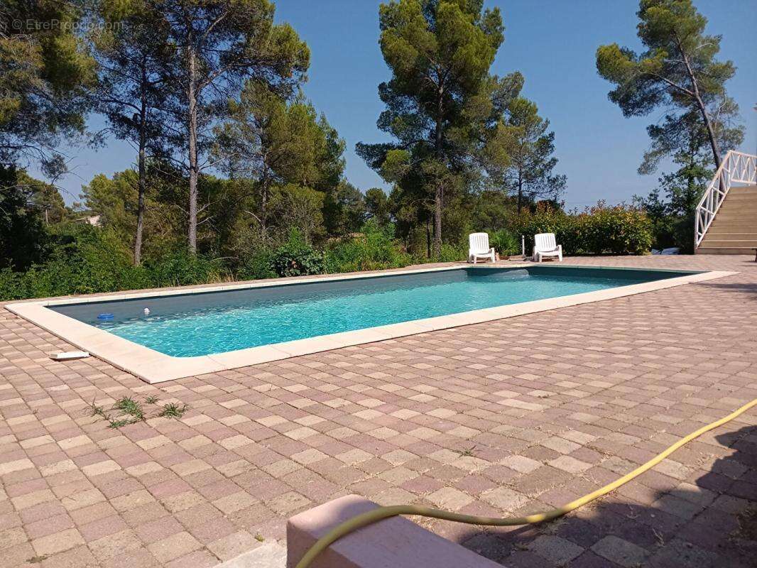 Maison à DRAGUIGNAN