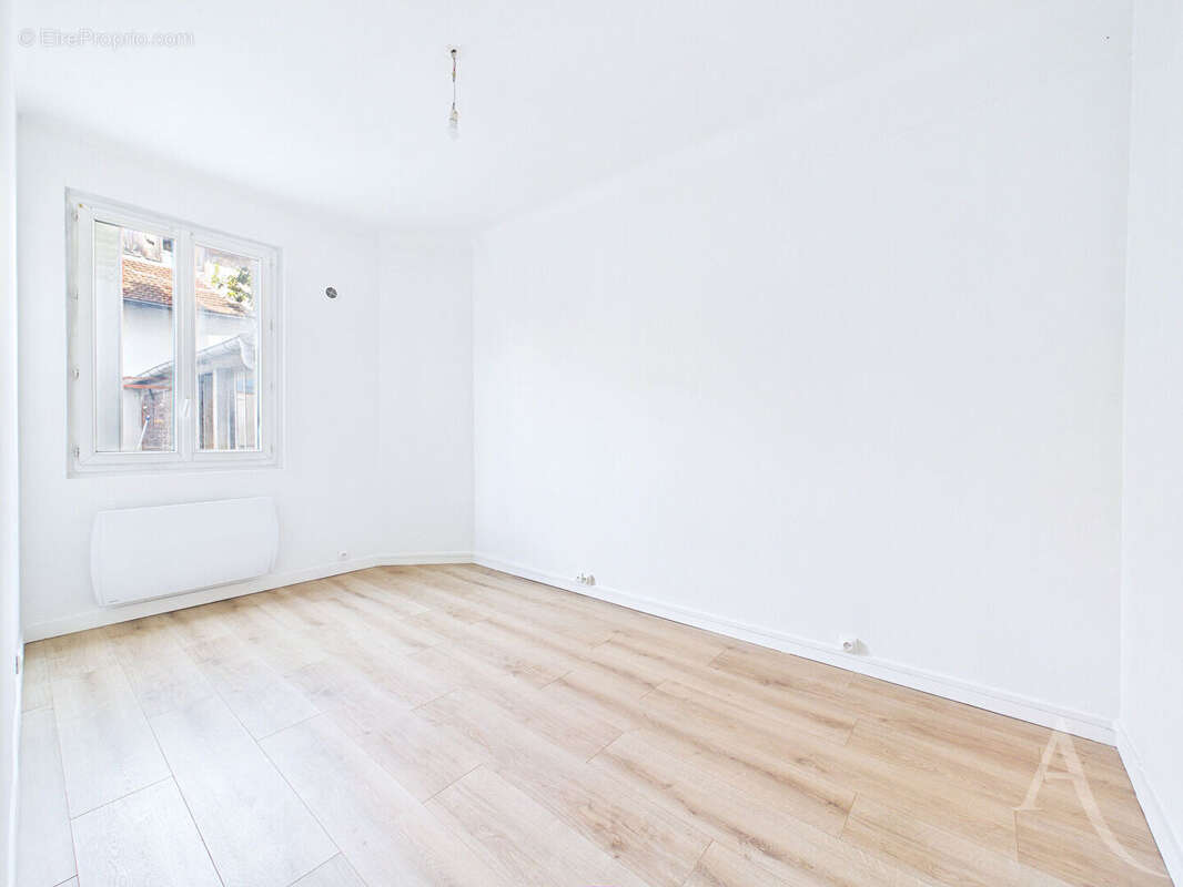 Appartement à LIVRY-GARGAN