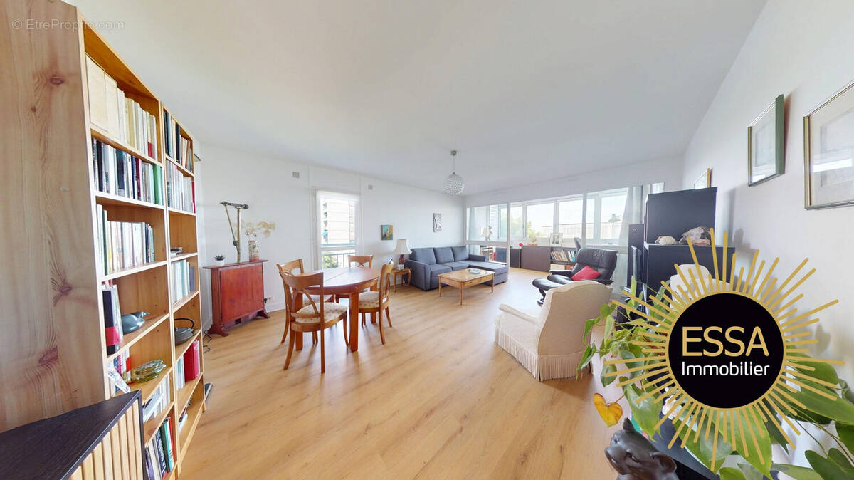 Appartement à VELIZY-VILLACOUBLAY