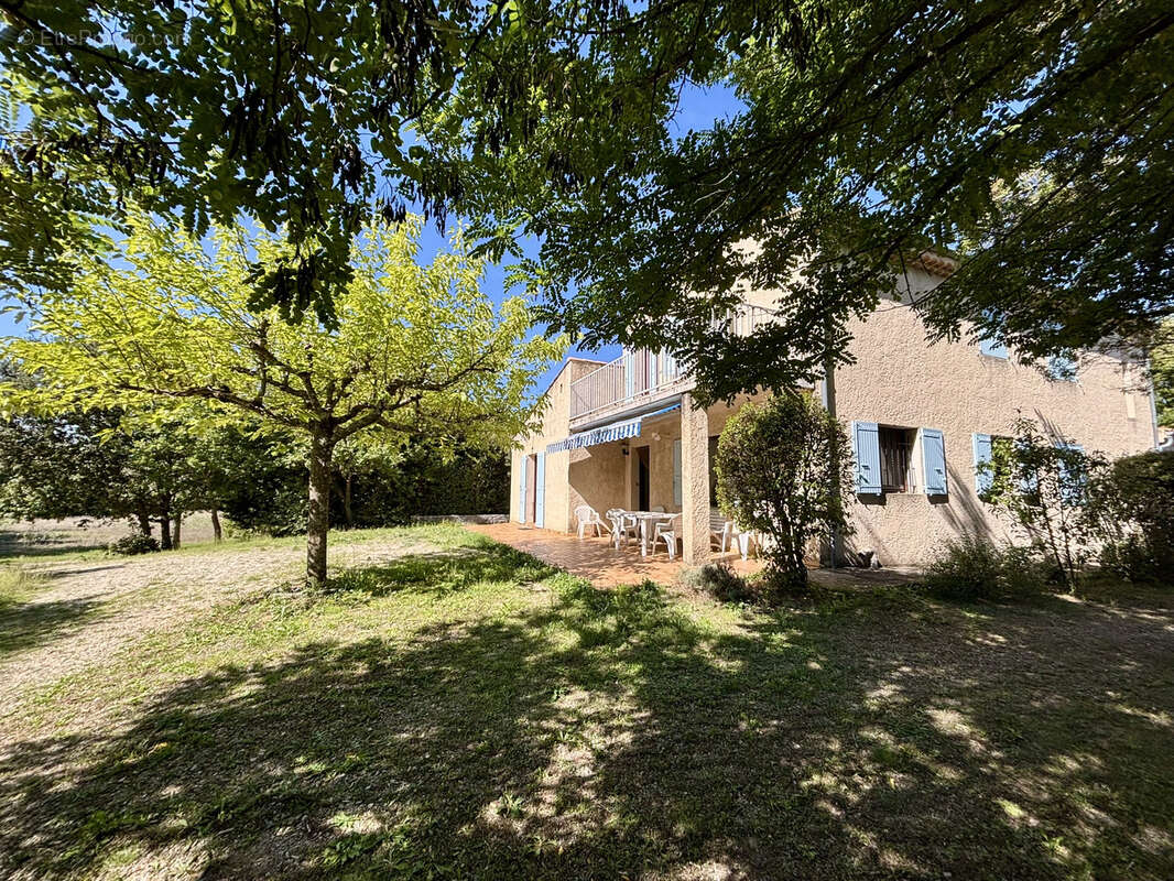 Maison à GRIGNAN