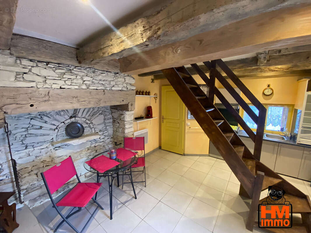 Maison à JUMILHAC-LE-GRAND