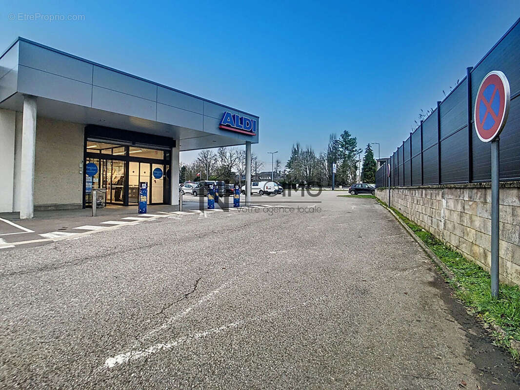 Commerce à CHATENOIS