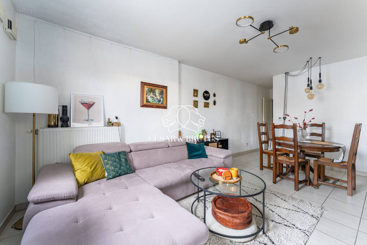 Appartement à LYON-8E