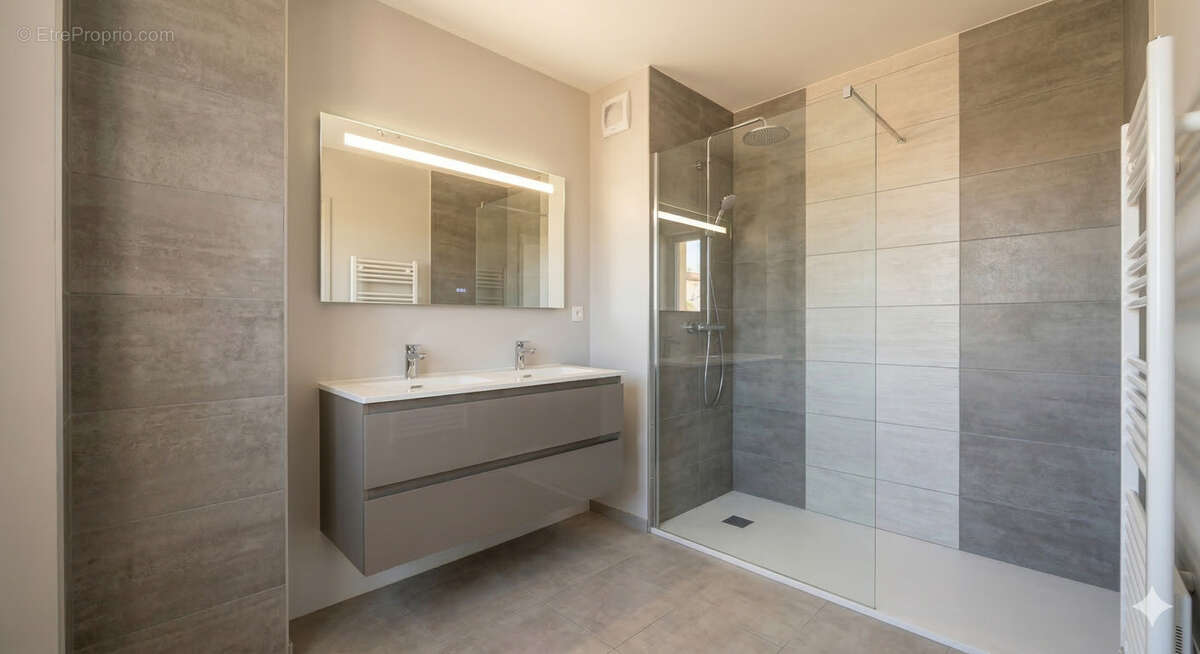 Appartement à MONTEVRAIN