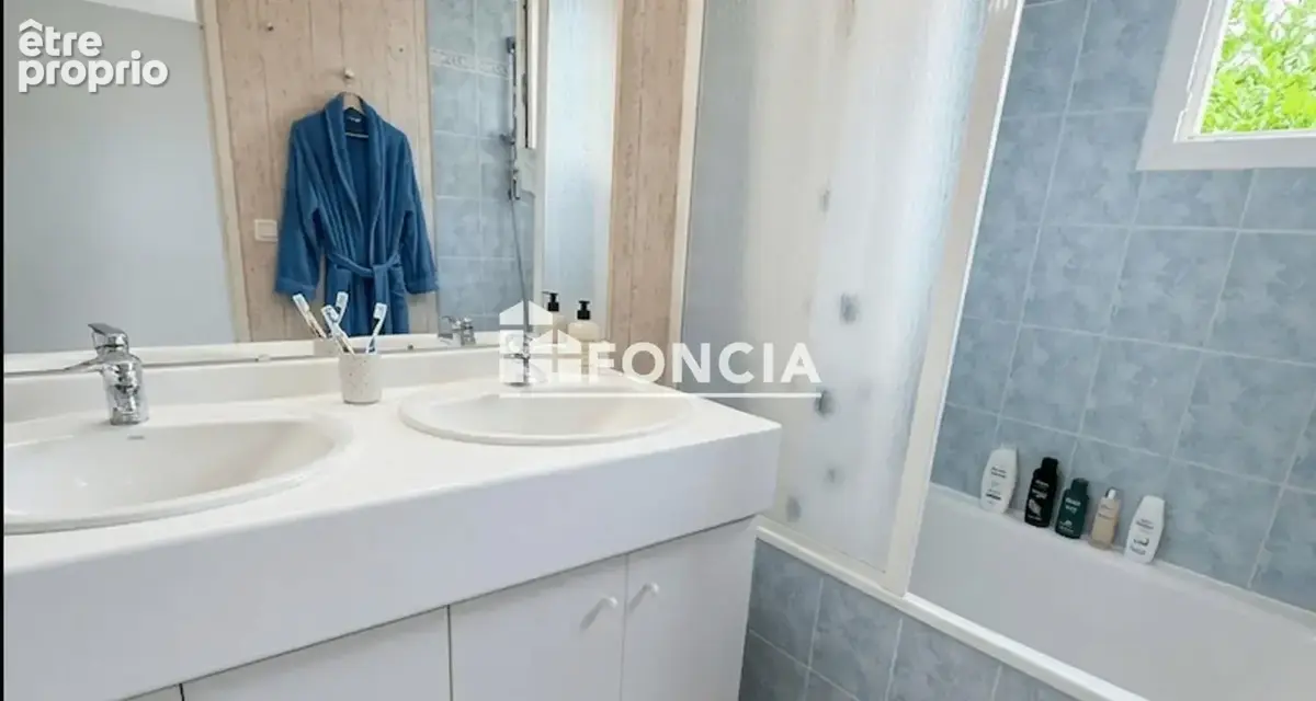 Centre village maison en triplex - photo 5
