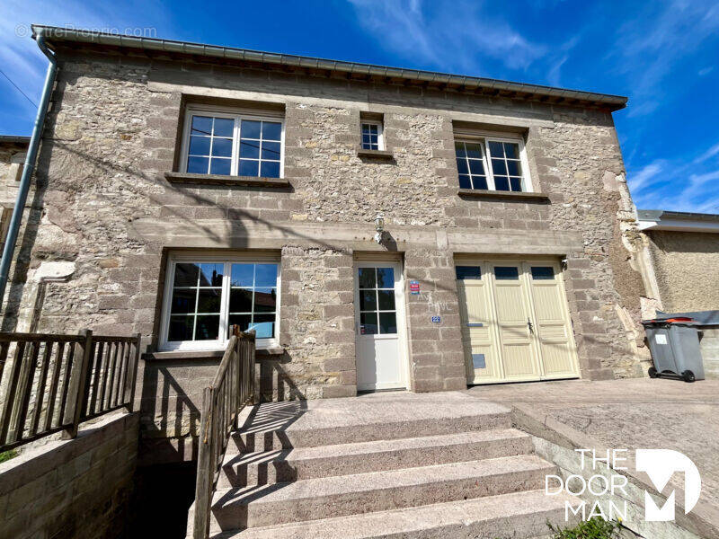 Maison à SERQUEUX