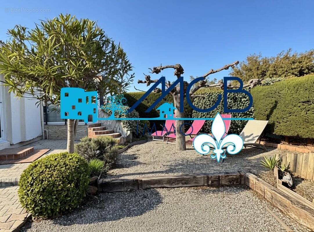 Maison à ROQUEBRUNE-SUR-ARGENS