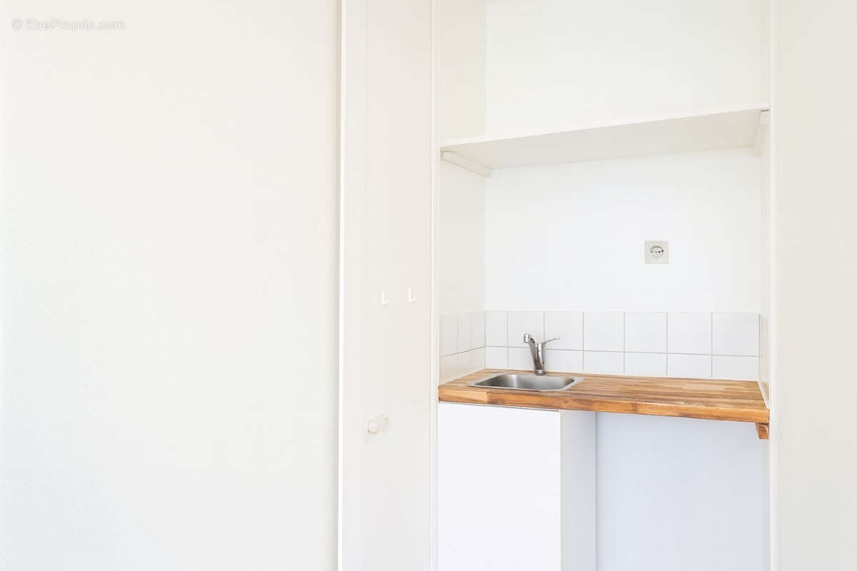 Appartement à COURBEVOIE