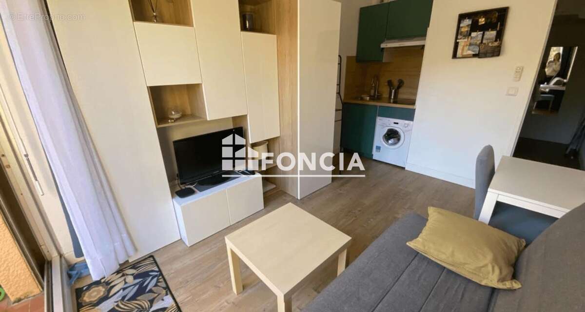 Appartement à BORMES-LES-MIMOSAS